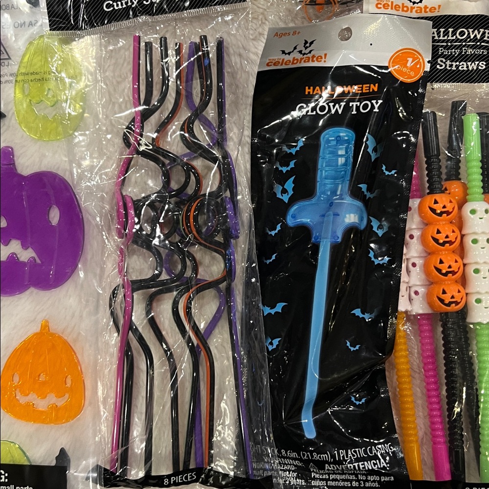 Huge lot of Halloween window clings straws spider rings glow sticks - Picture 4 of 10